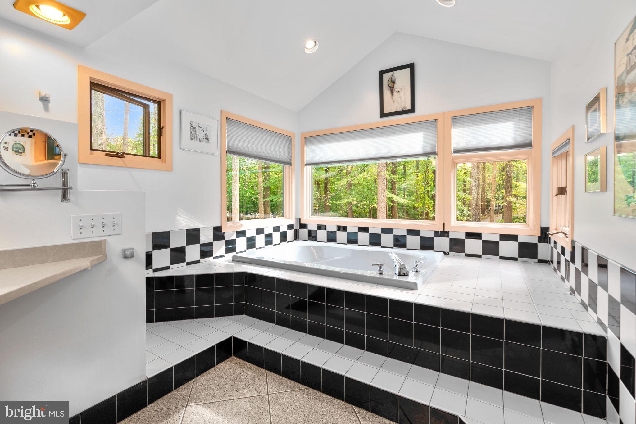 11822 LINDEN CHAPEL ROAD