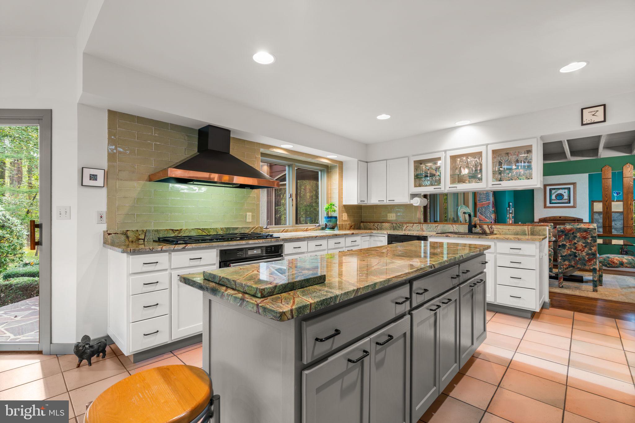 11822 LINDEN CHAPEL ROAD