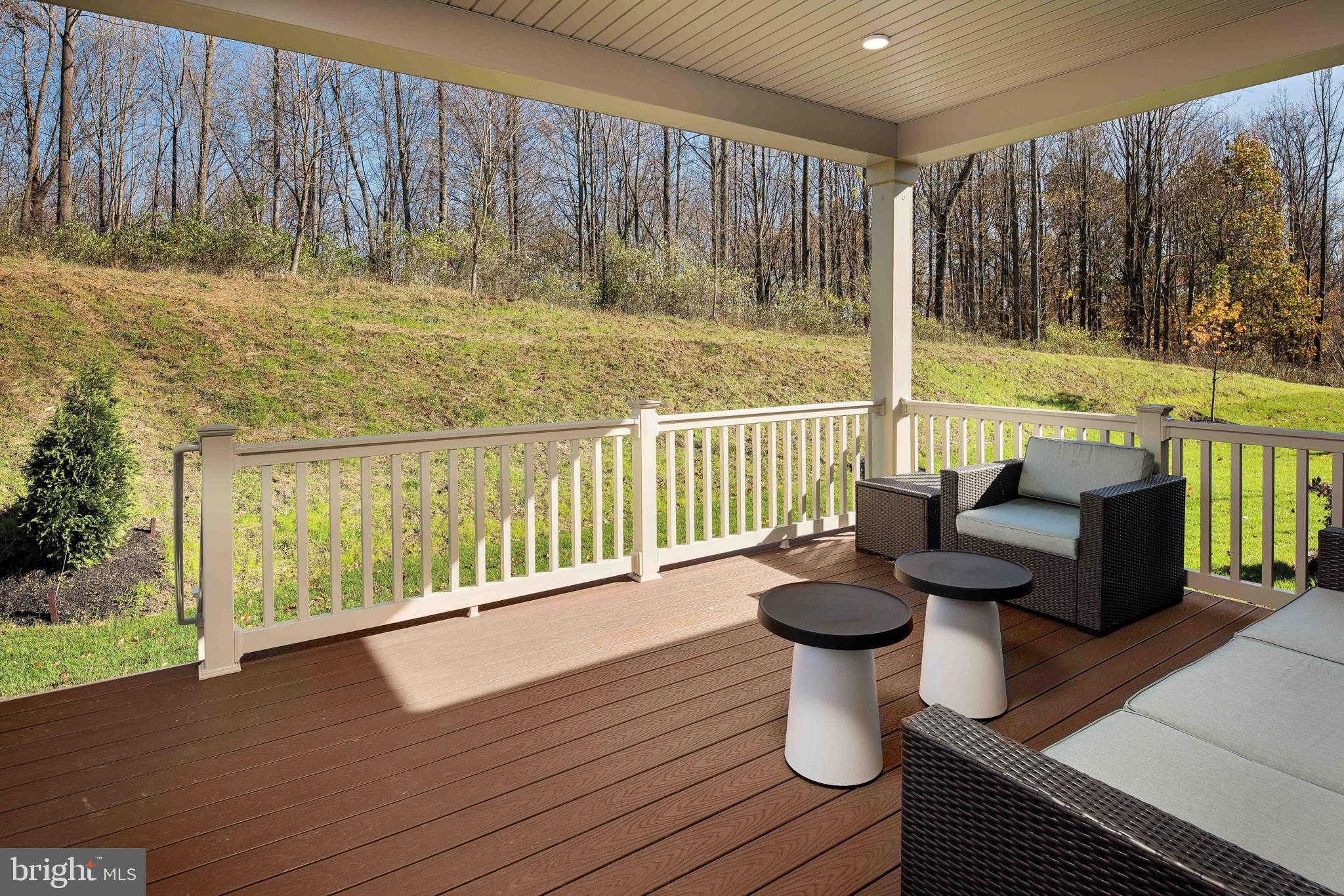 6489 SWIMMER ROW WAY