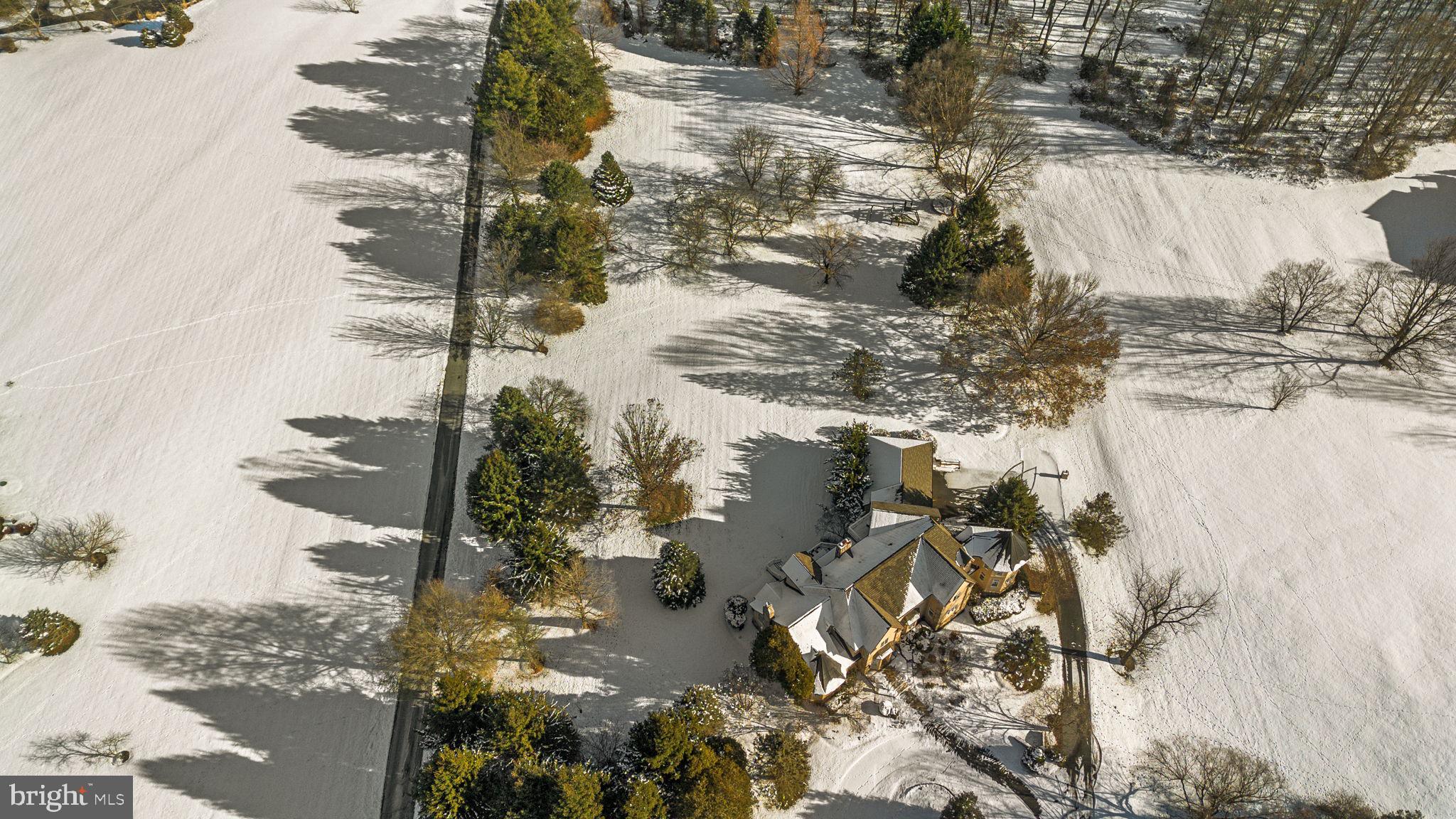 2840 KINGS GIFT DRIVE