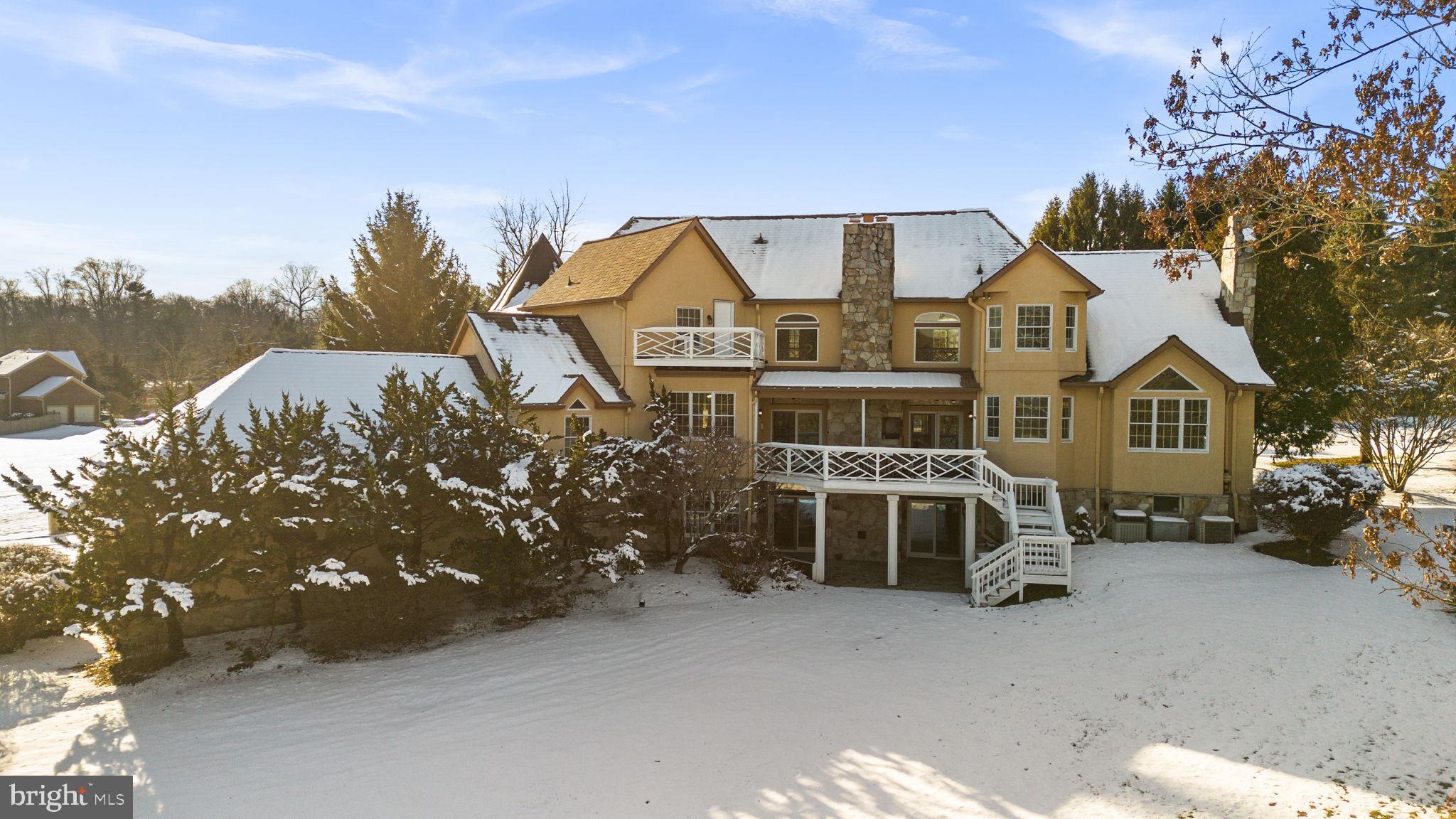 2840 KINGS GIFT DRIVE