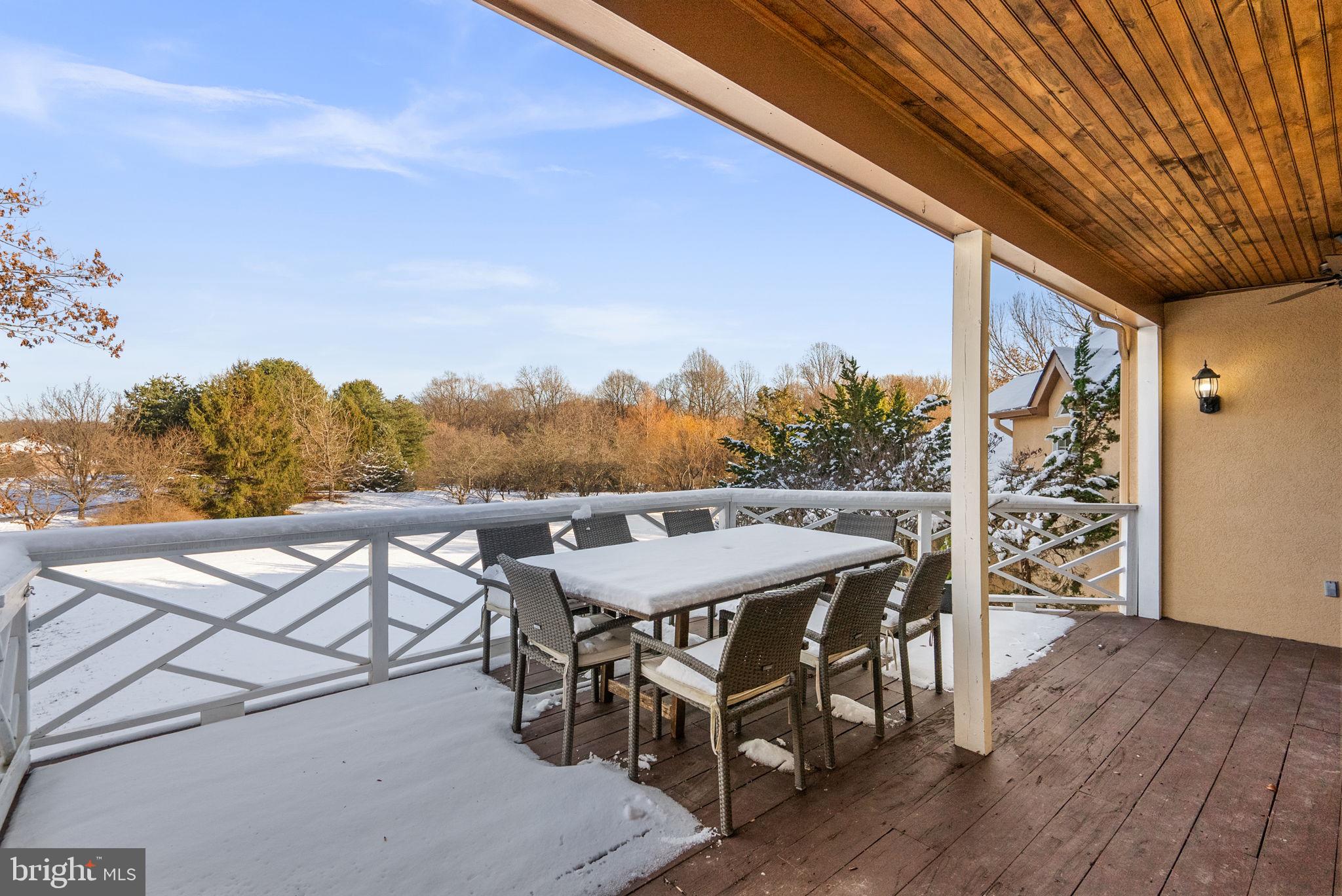 2840 KINGS GIFT DRIVE