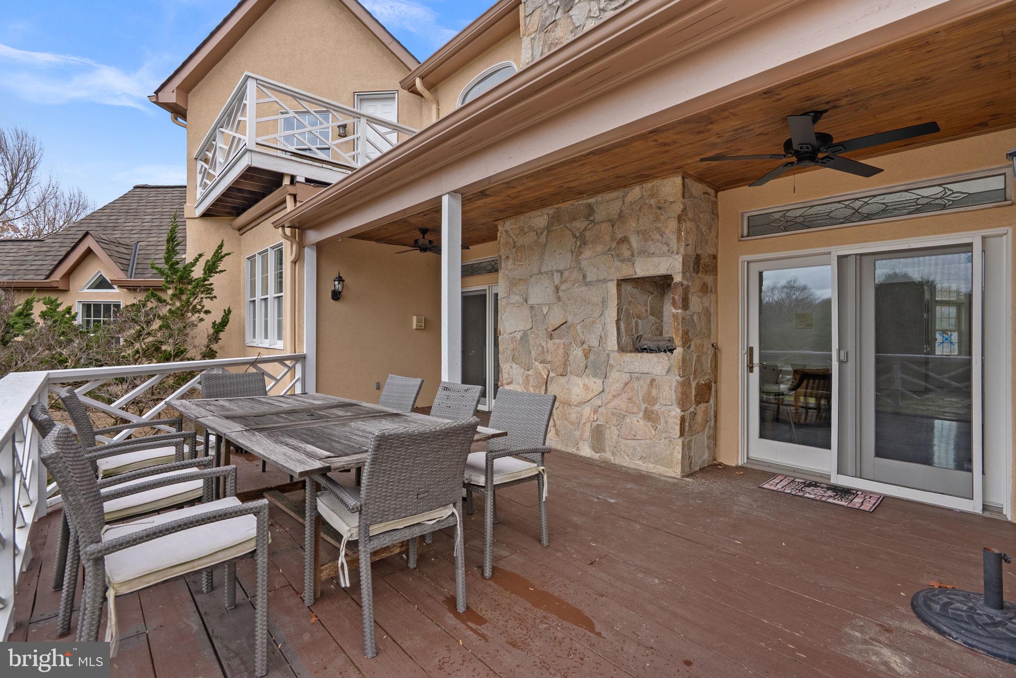 2840 KINGS GIFT DRIVE