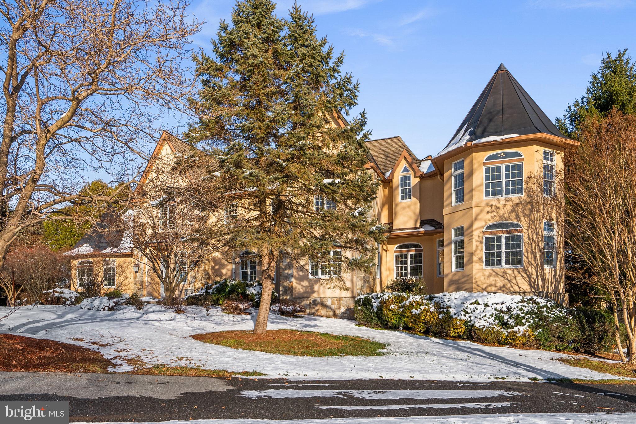 2840 KINGS GIFT DRIVE