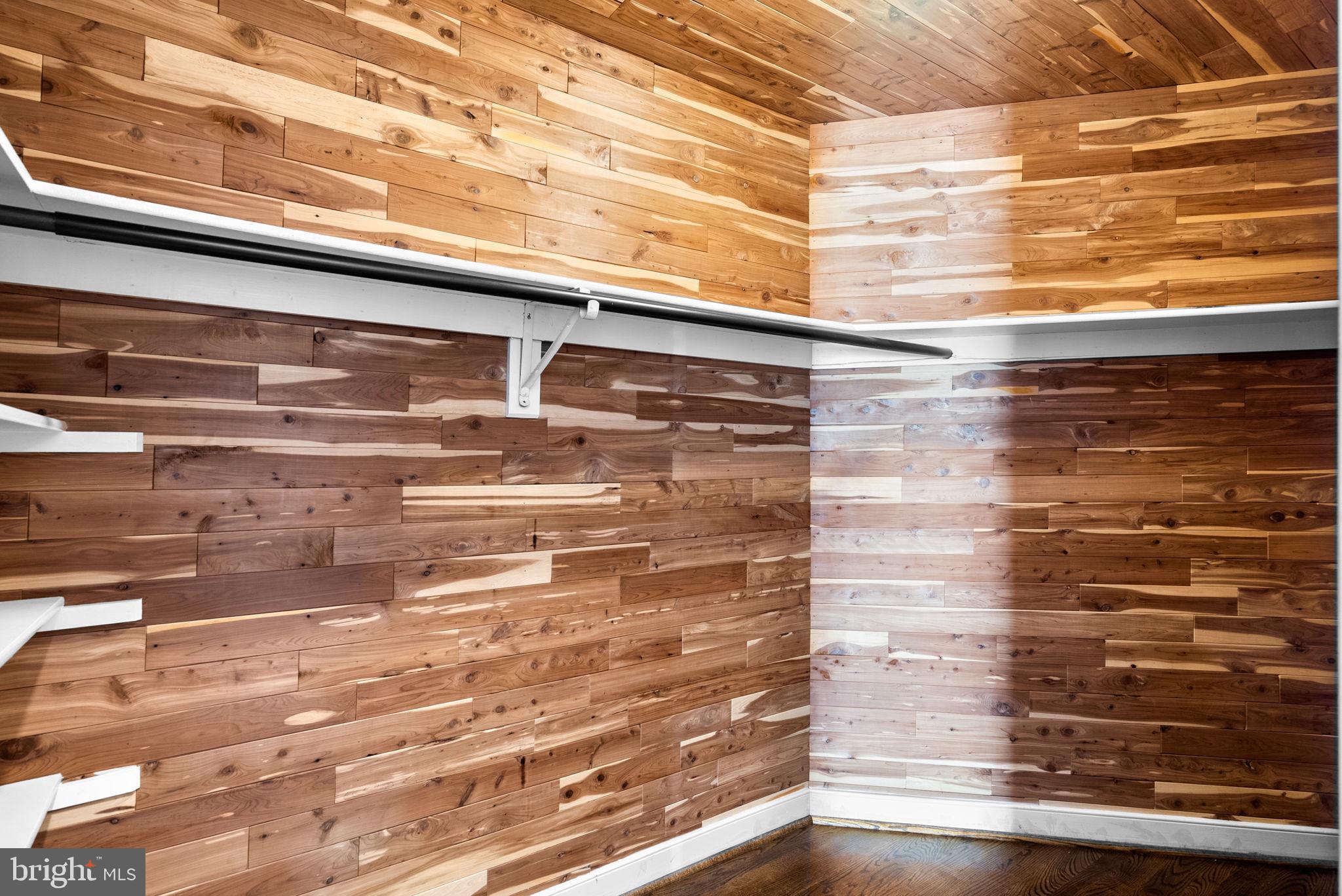 2840 KINGS GIFT DRIVE