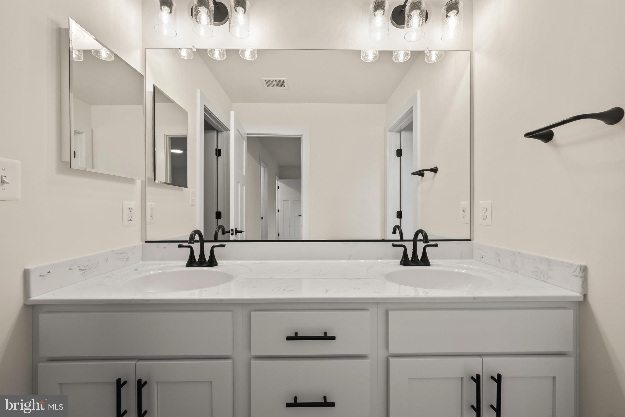 10472 BALTIMORE NATIONAL PIKE