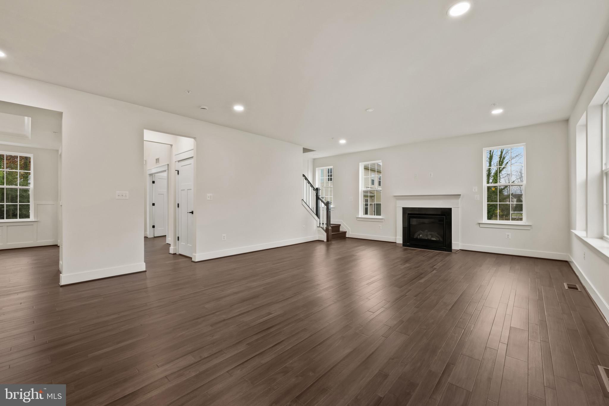 10472 BALTIMORE NATIONAL PIKE