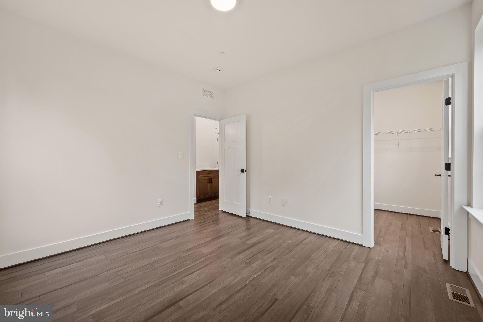 10472 BALTIMORE NATIONAL PIKE