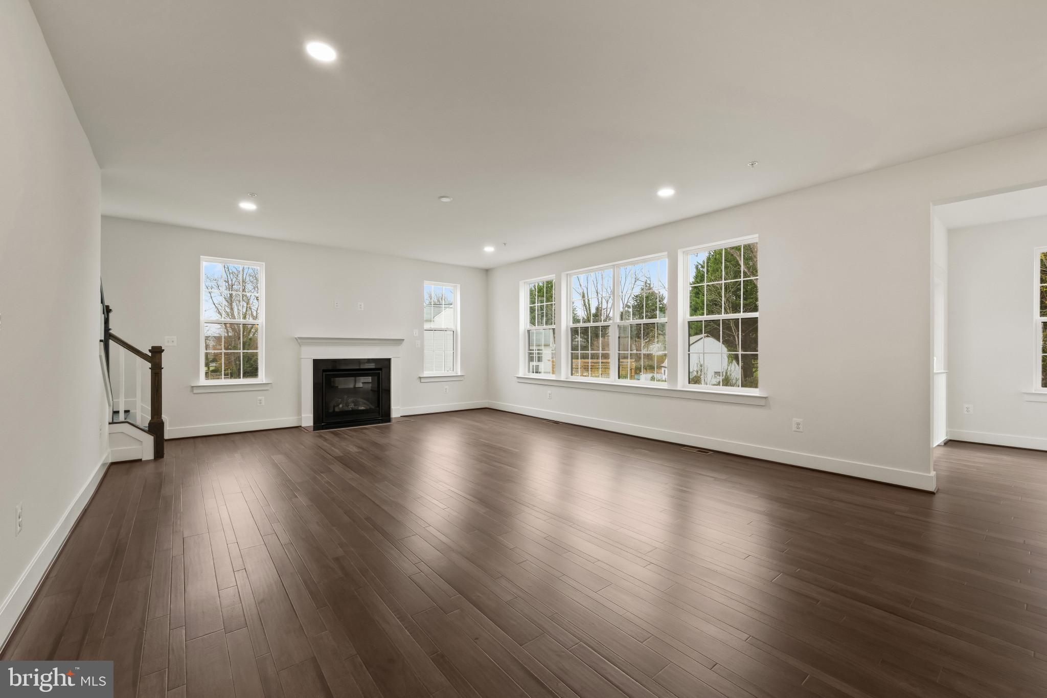 10472 BALTIMORE NATIONAL PIKE