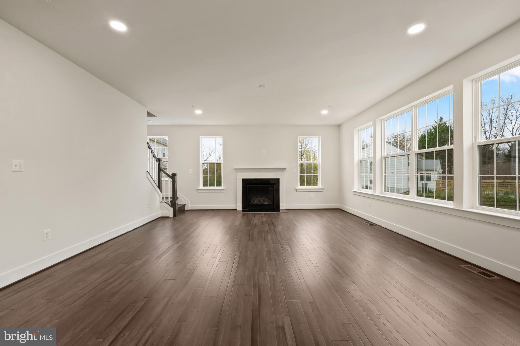 10472 BALTIMORE NATIONAL PIKE