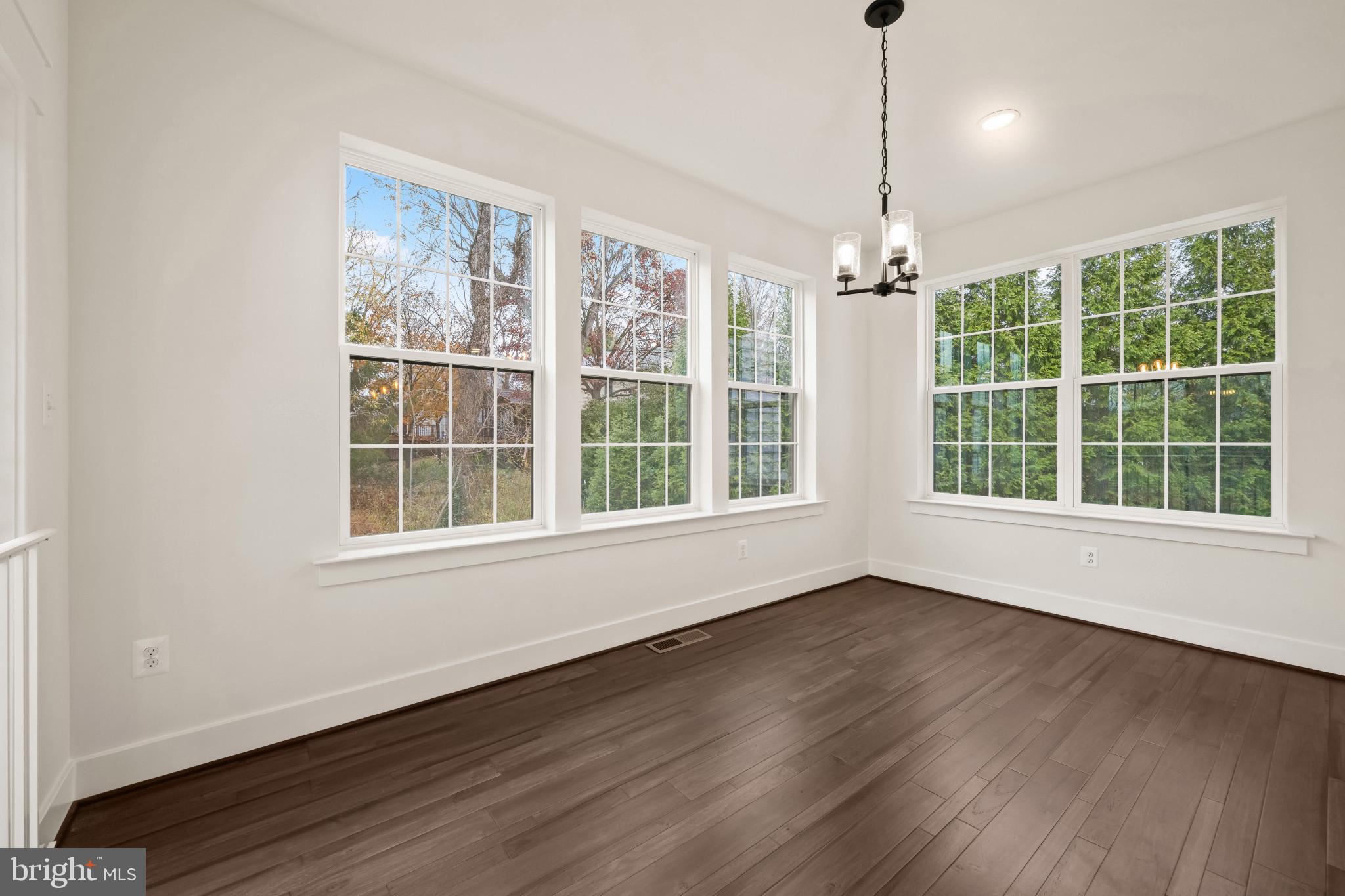 10472 BALTIMORE NATIONAL PIKE