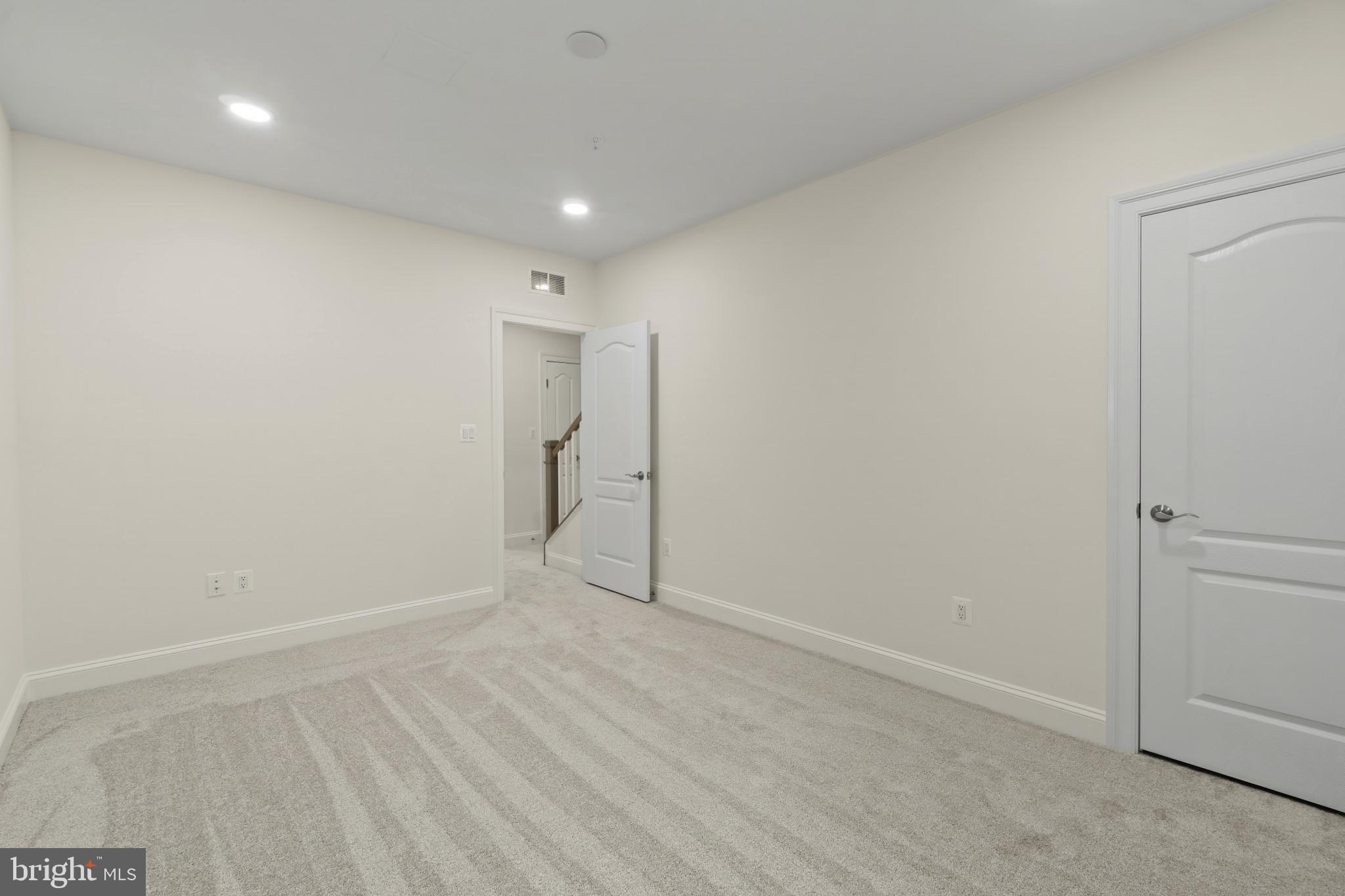 10480 BALTIMORE NATIONAL PIKE