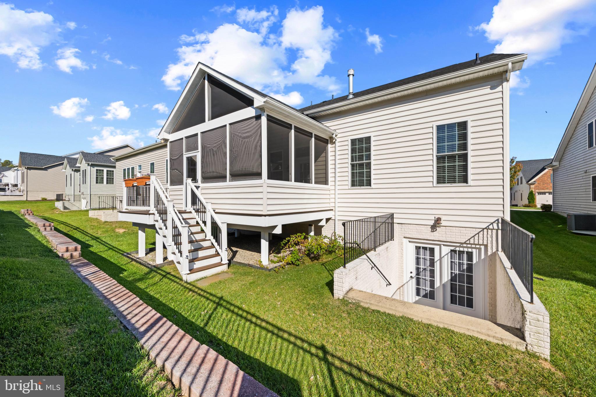 2740 EMMA STONE DRIVE