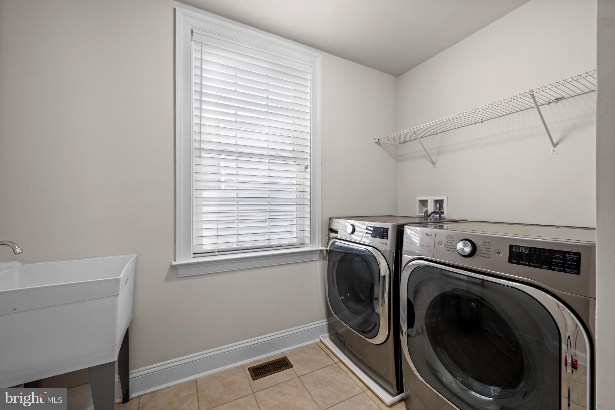 2740 EMMA STONE DRIVE