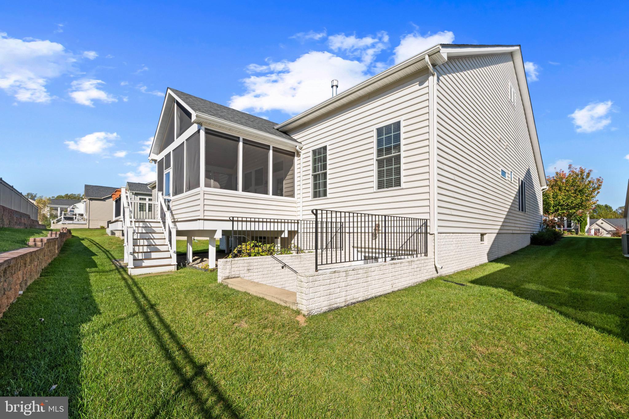 2740 EMMA STONE DRIVE