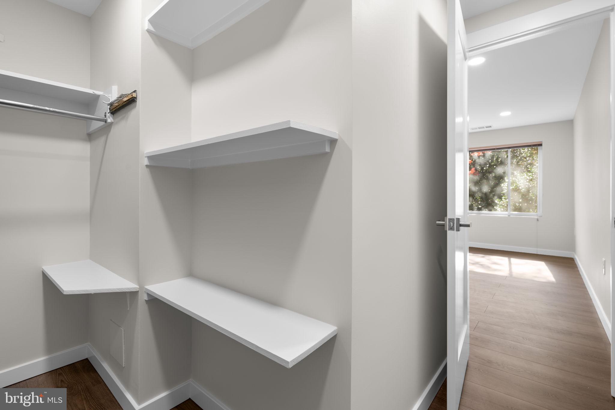 10053 WINDSTREAM DRIVE 3