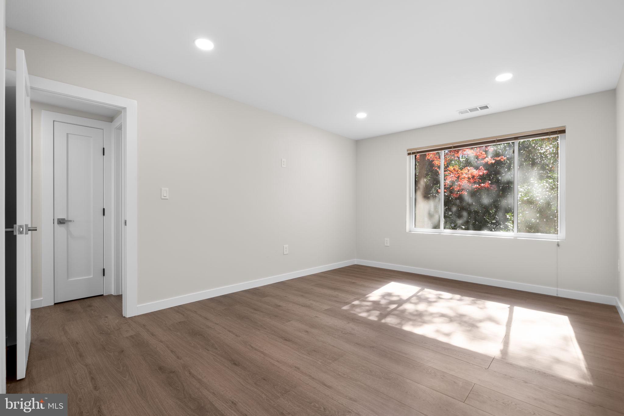 10053 WINDSTREAM DRIVE 3