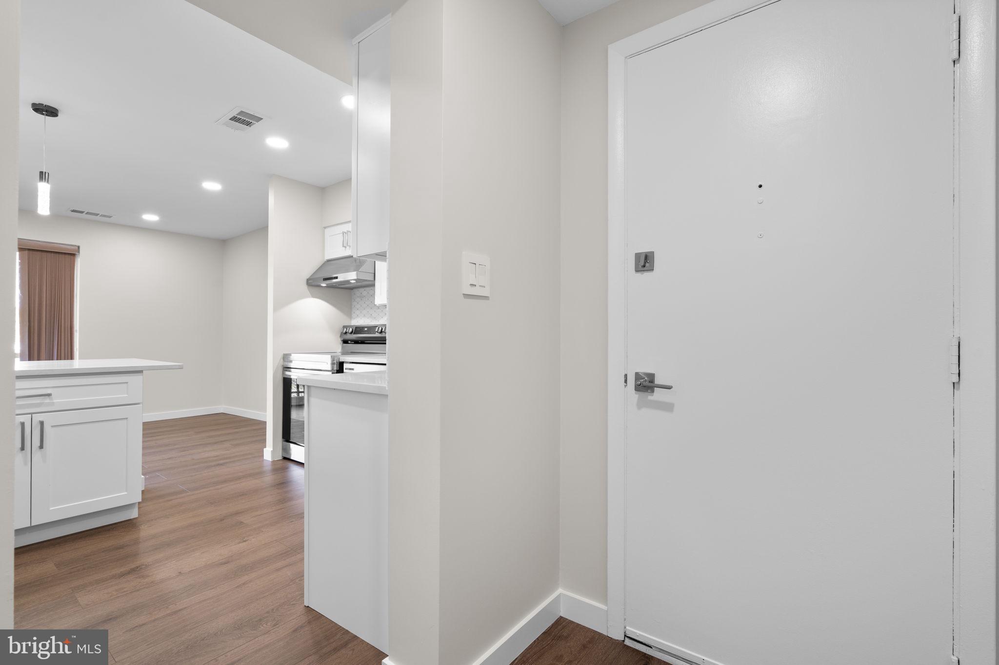 10053 WINDSTREAM DRIVE 3