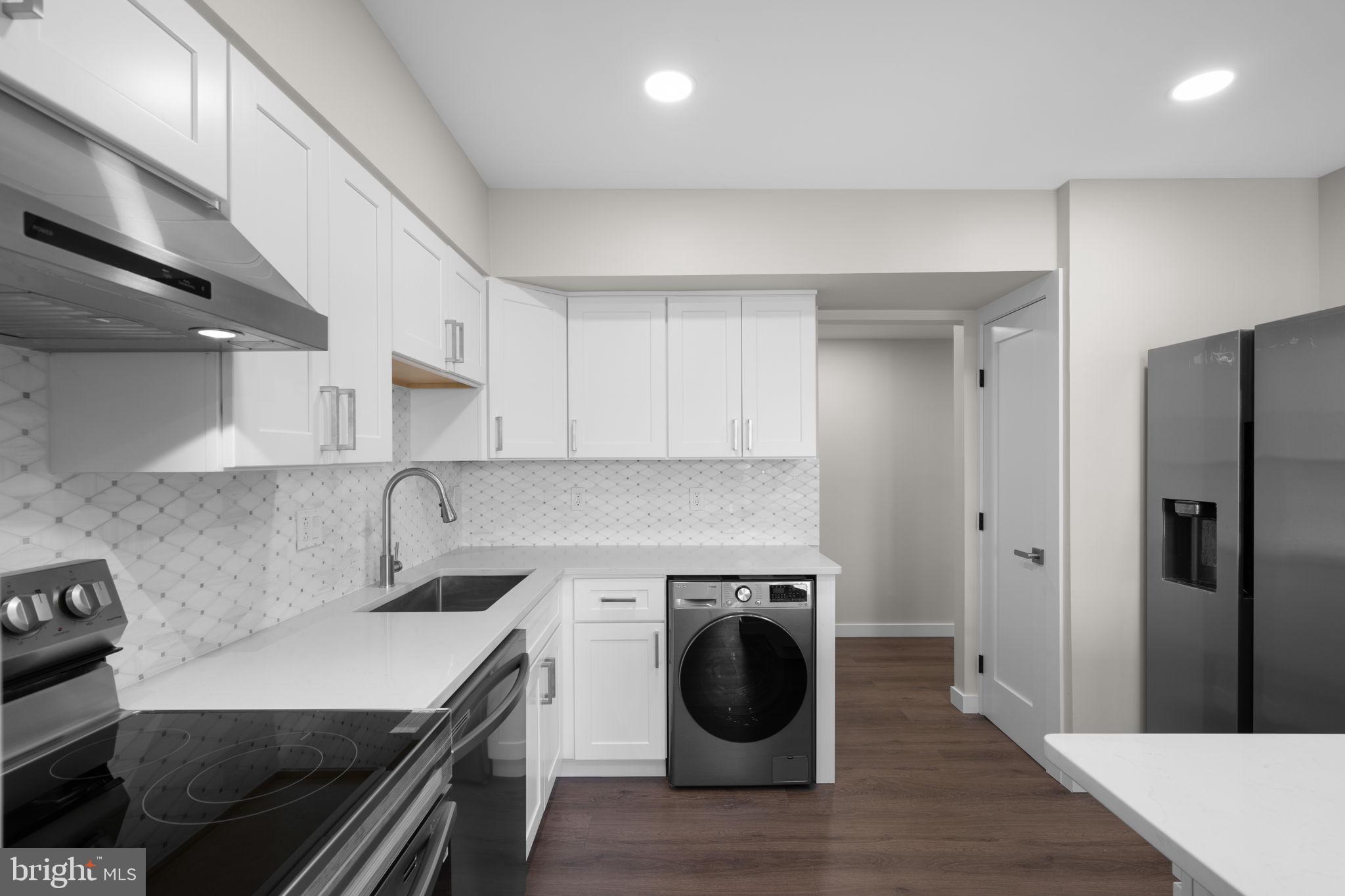 10053 WINDSTREAM DRIVE 3