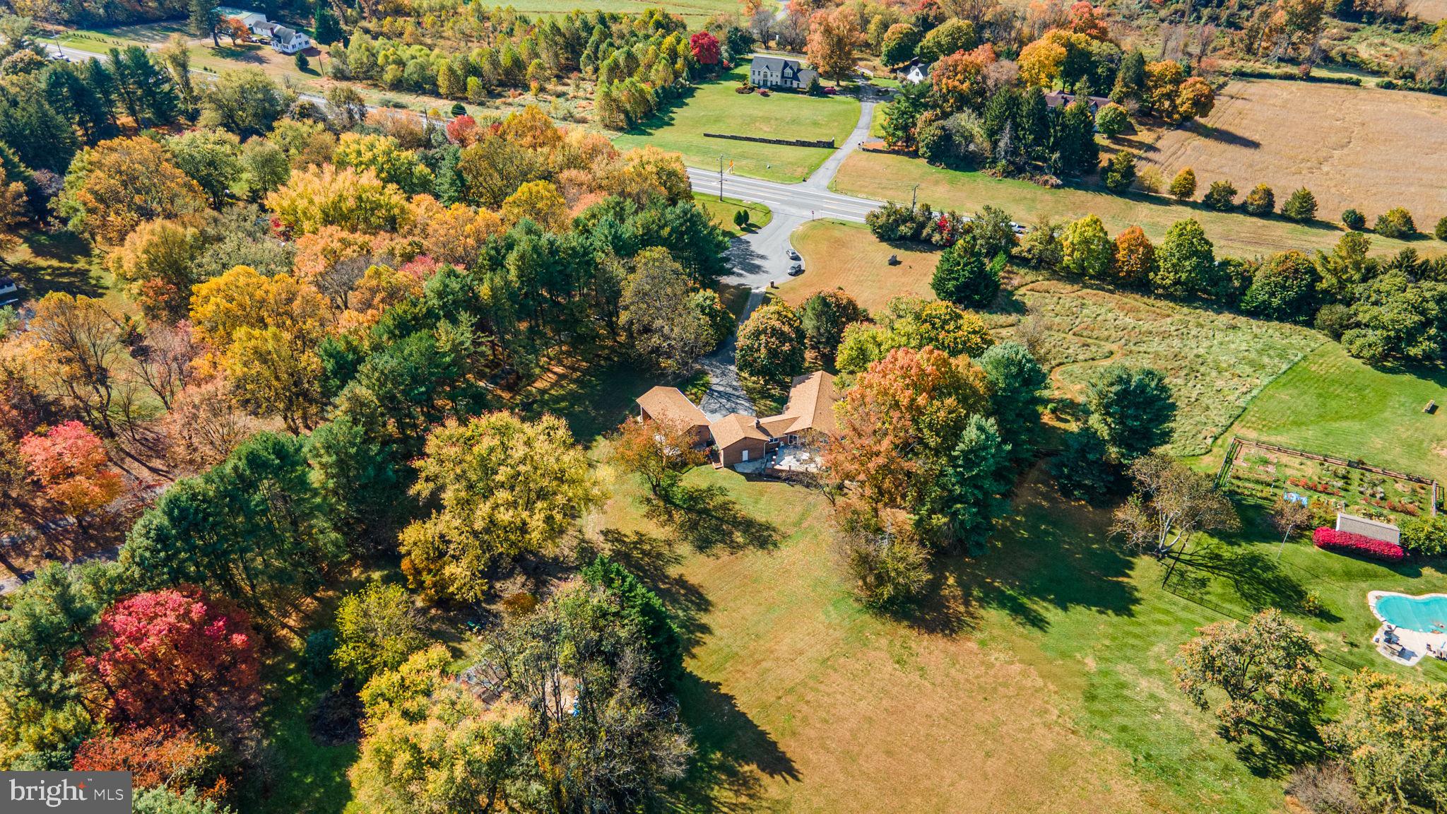 1251 HERITAGE FARMS COURT