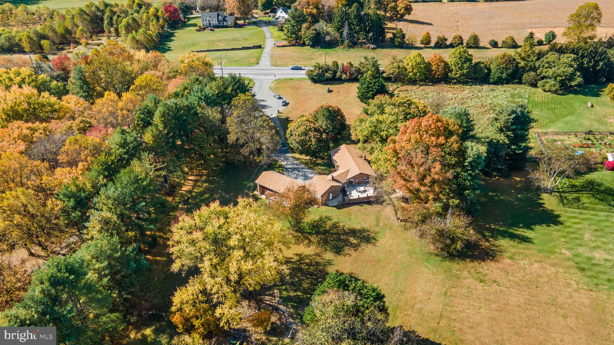 1251 HERITAGE FARMS COURT