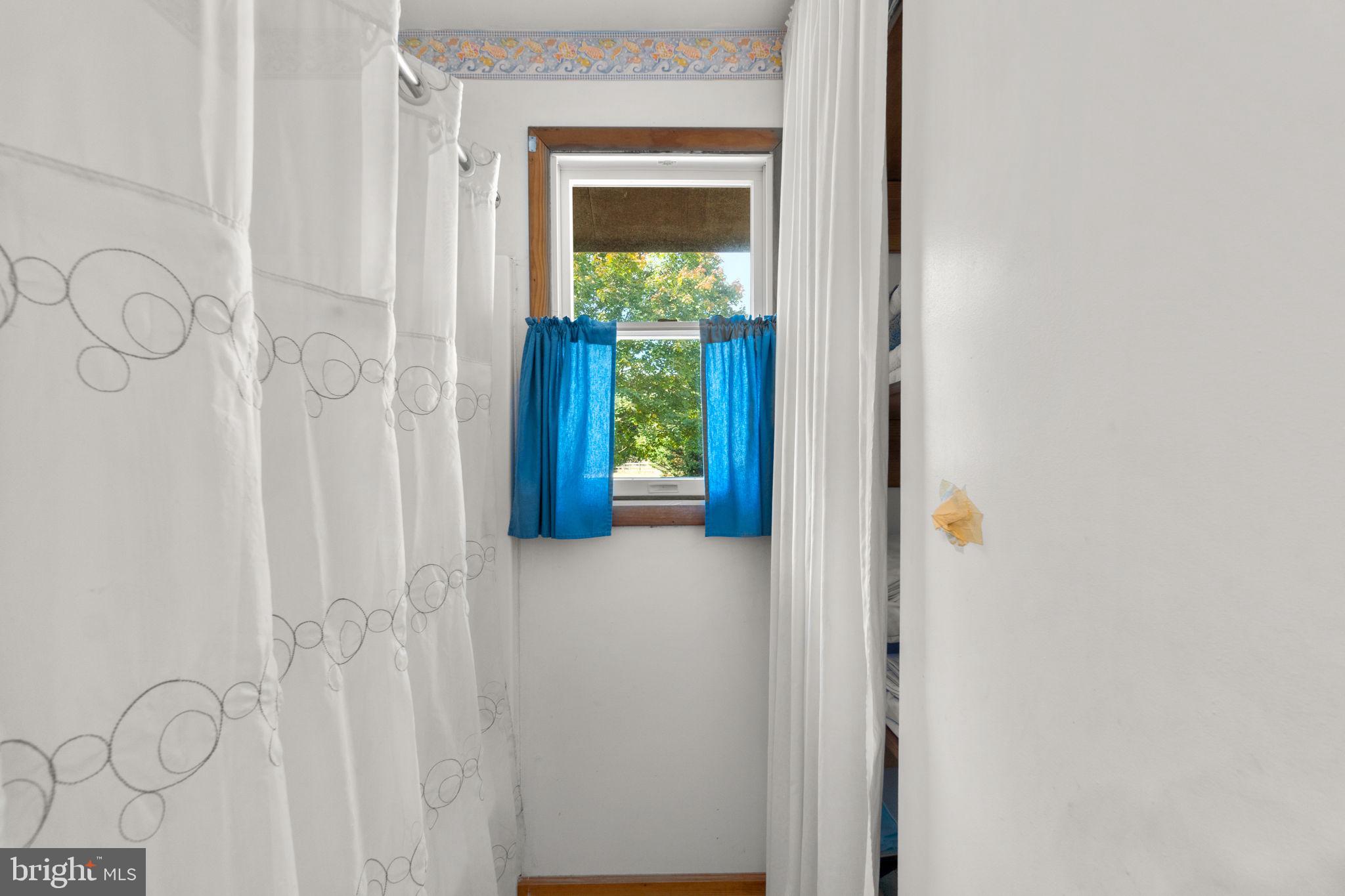 1251 HERITAGE FARMS COURT