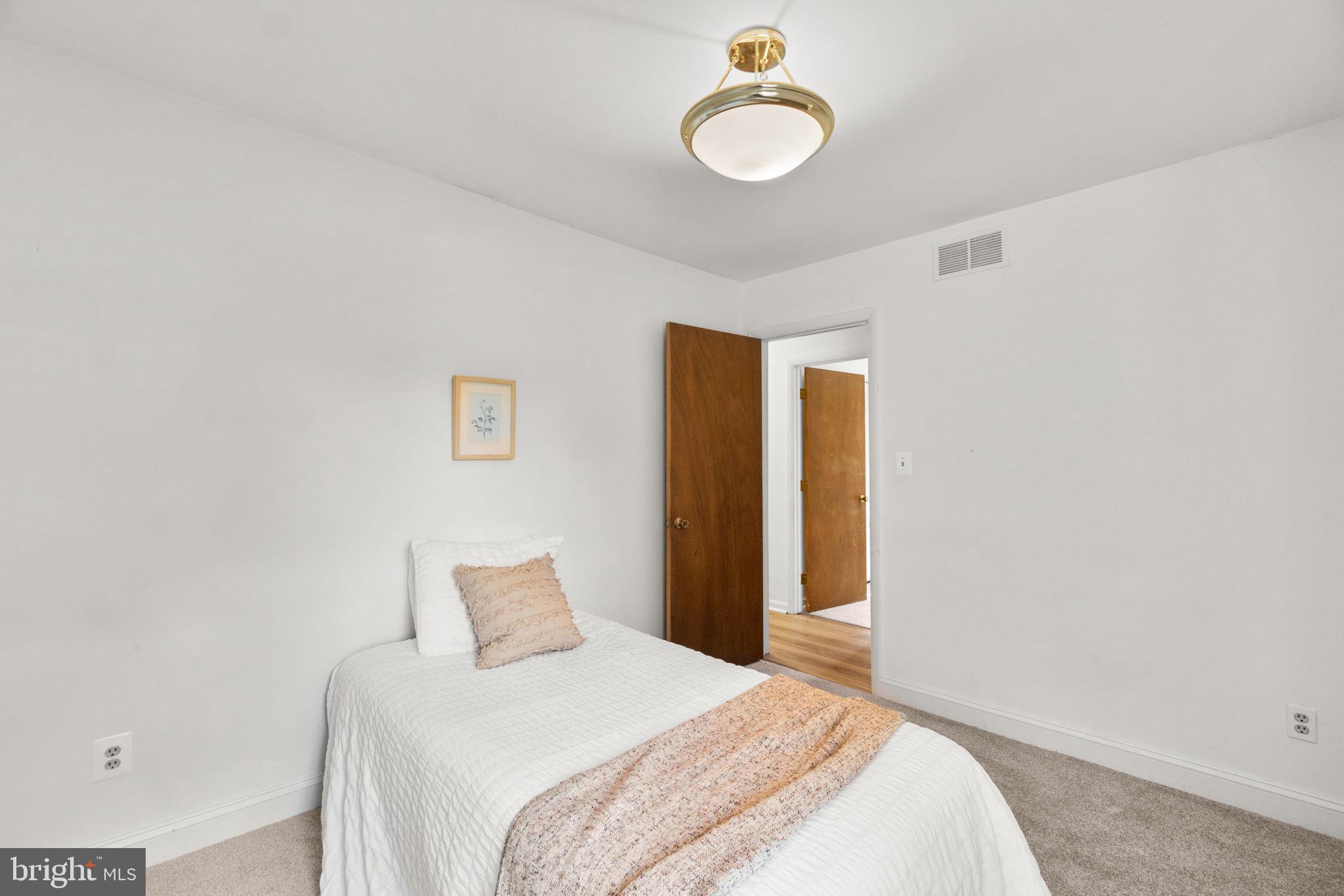 1251 HERITAGE FARMS COURT