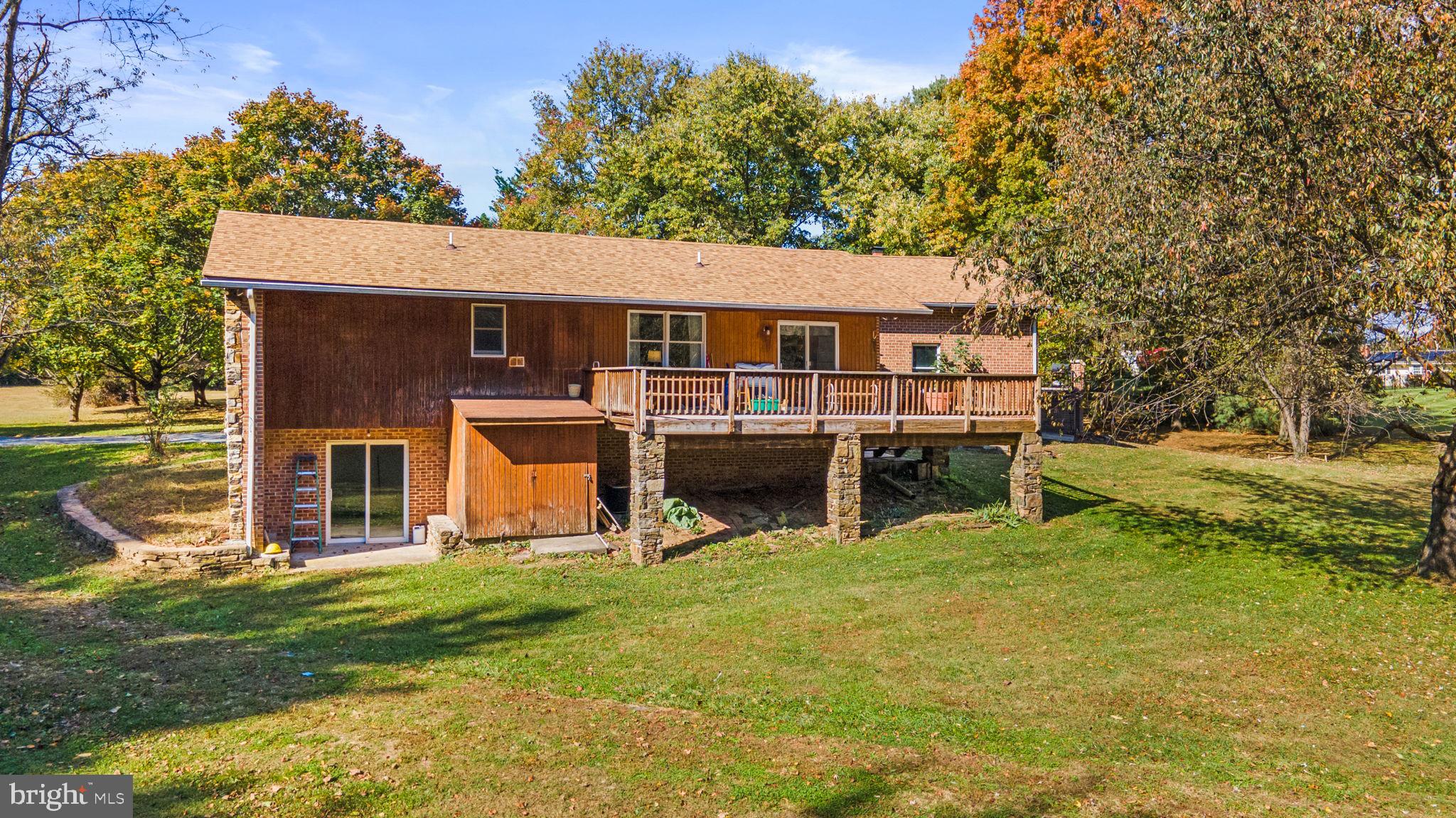 1251 HERITAGE FARMS COURT