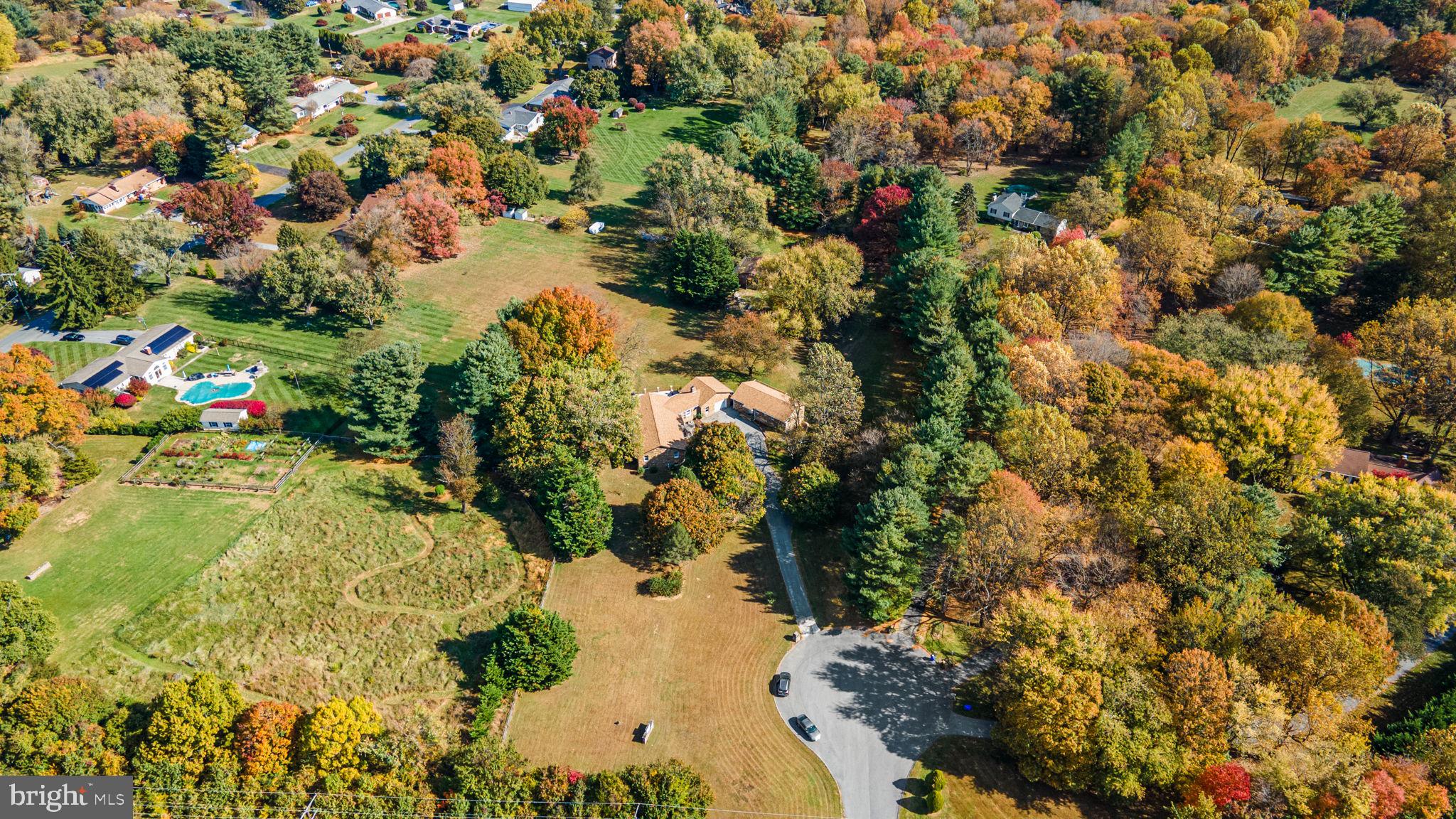 1251 HERITAGE FARMS COURT