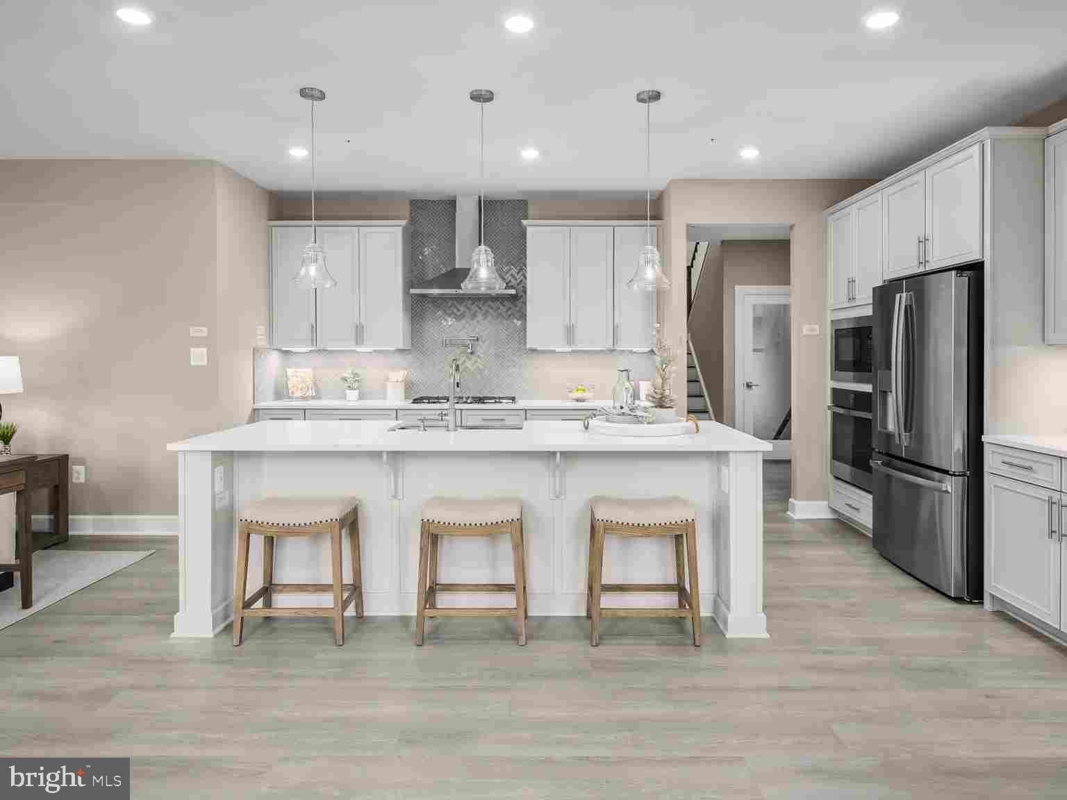 6558 STREAM SONG COURT