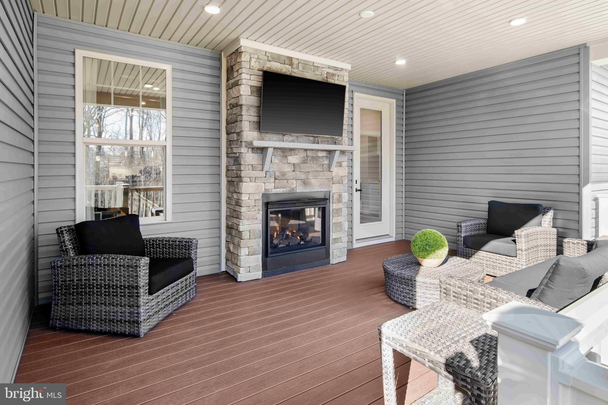 6554 STREAM SONG COURT