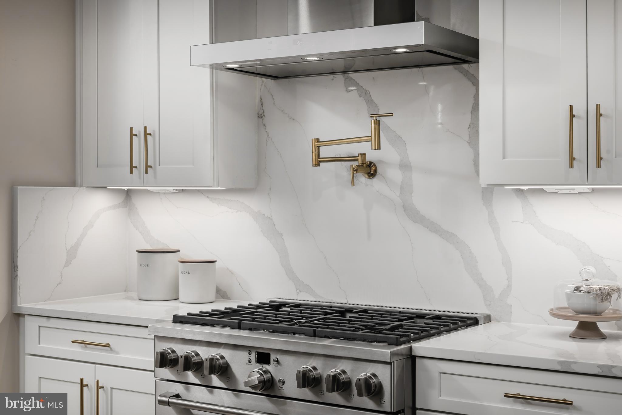 6554 STREAM SONG COURT