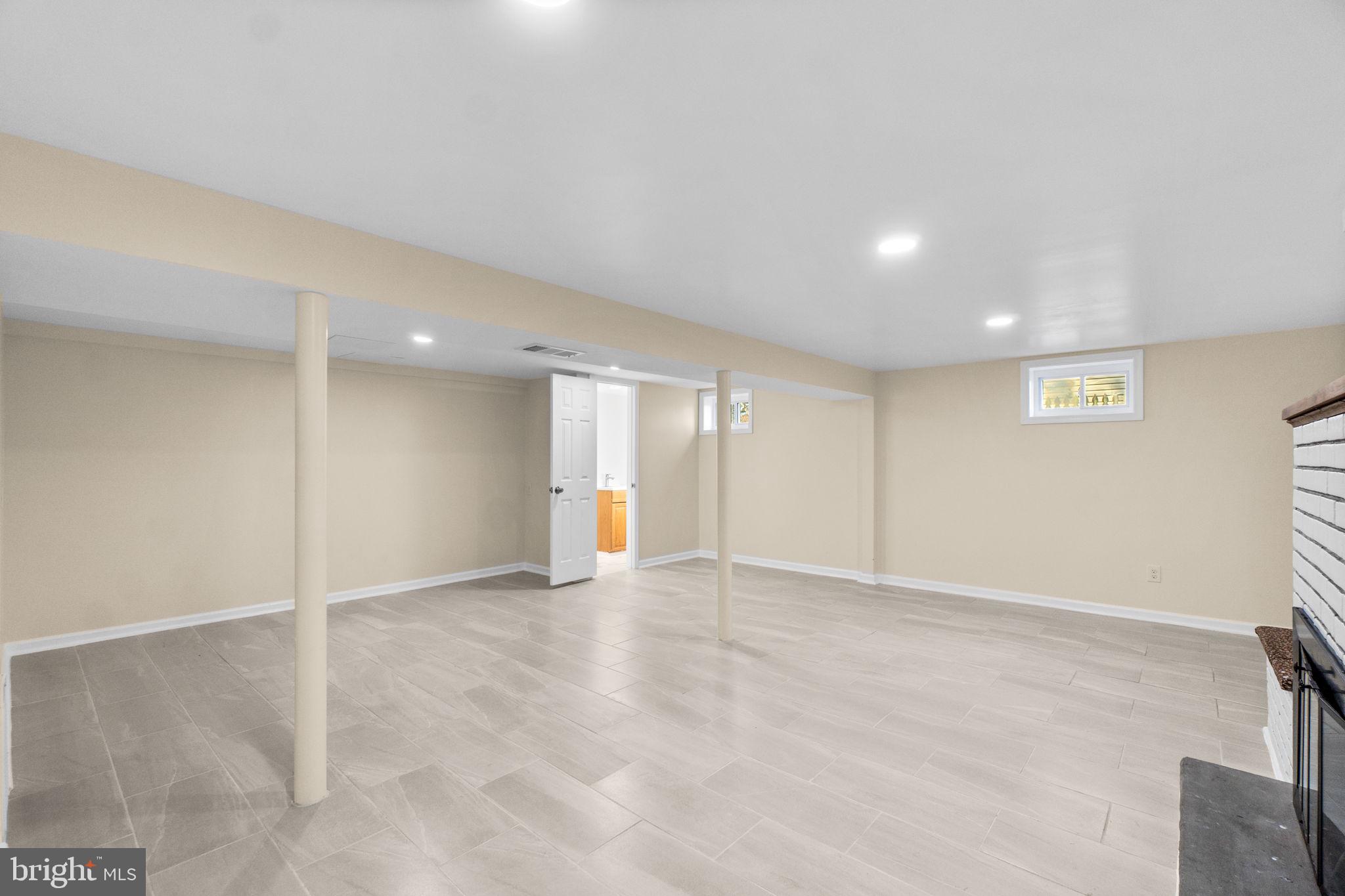 10214 BURNSIDE DRIVE