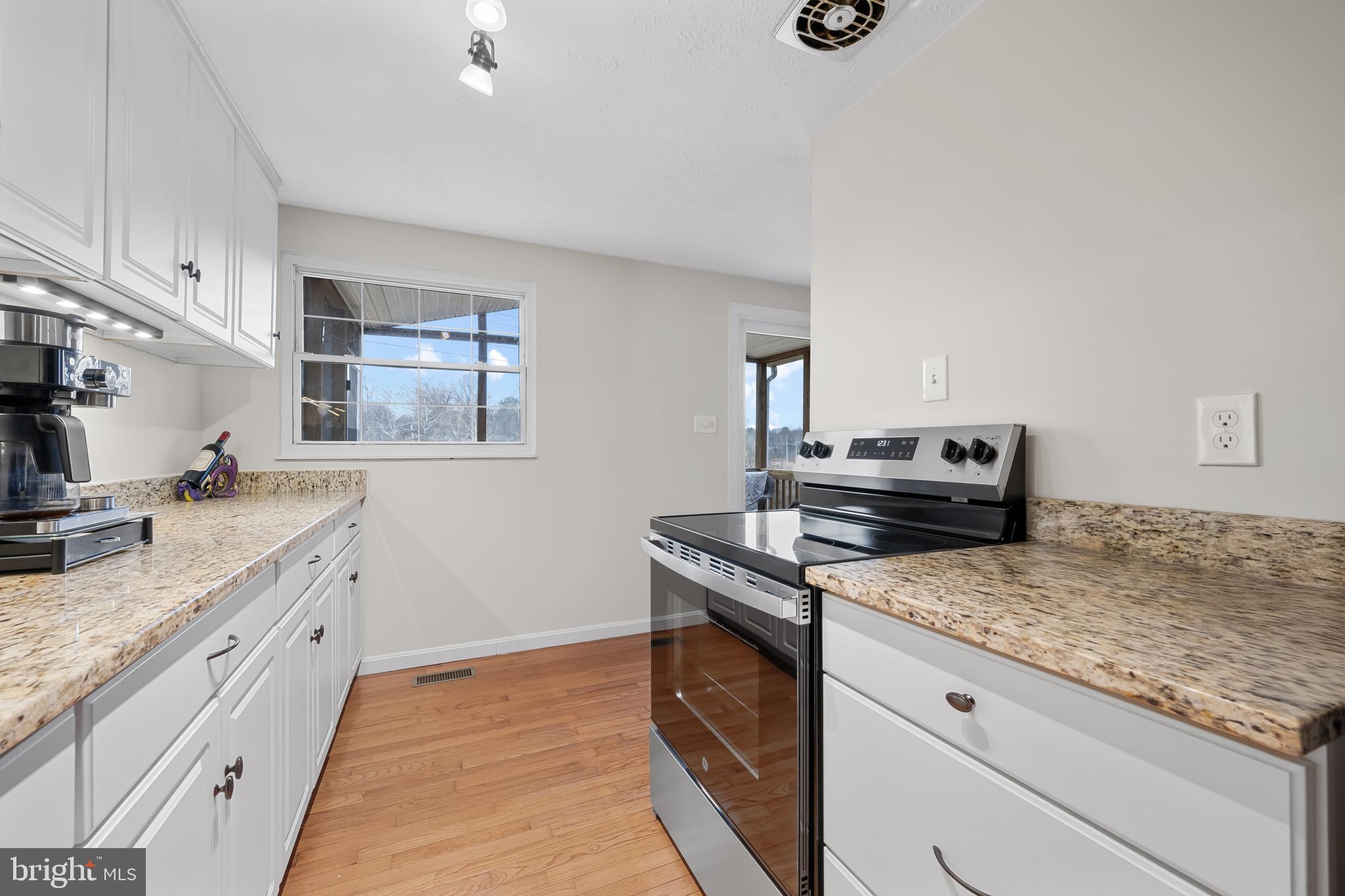 9281 PIGEONWING PLACE