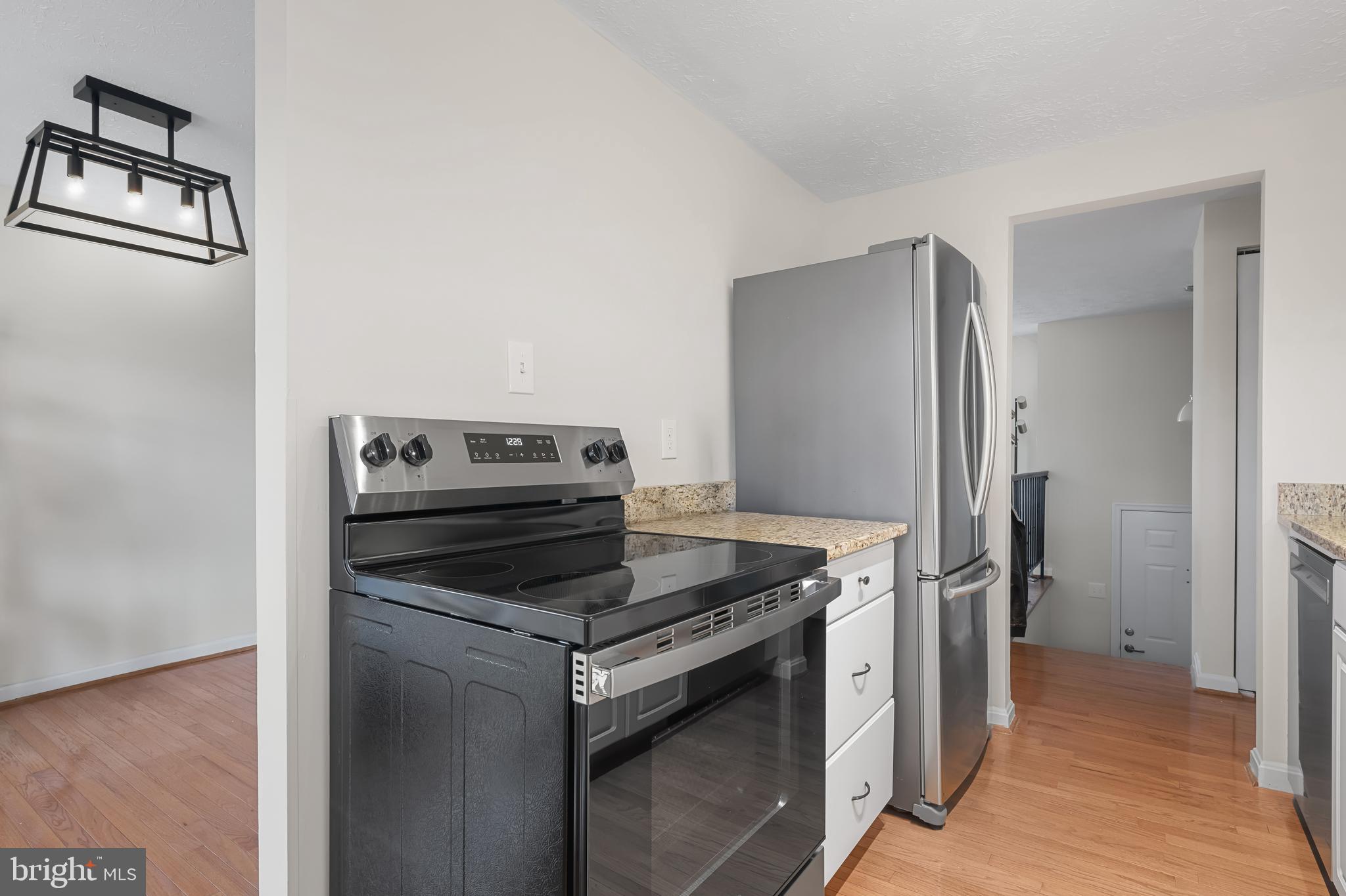 9281 PIGEONWING PLACE