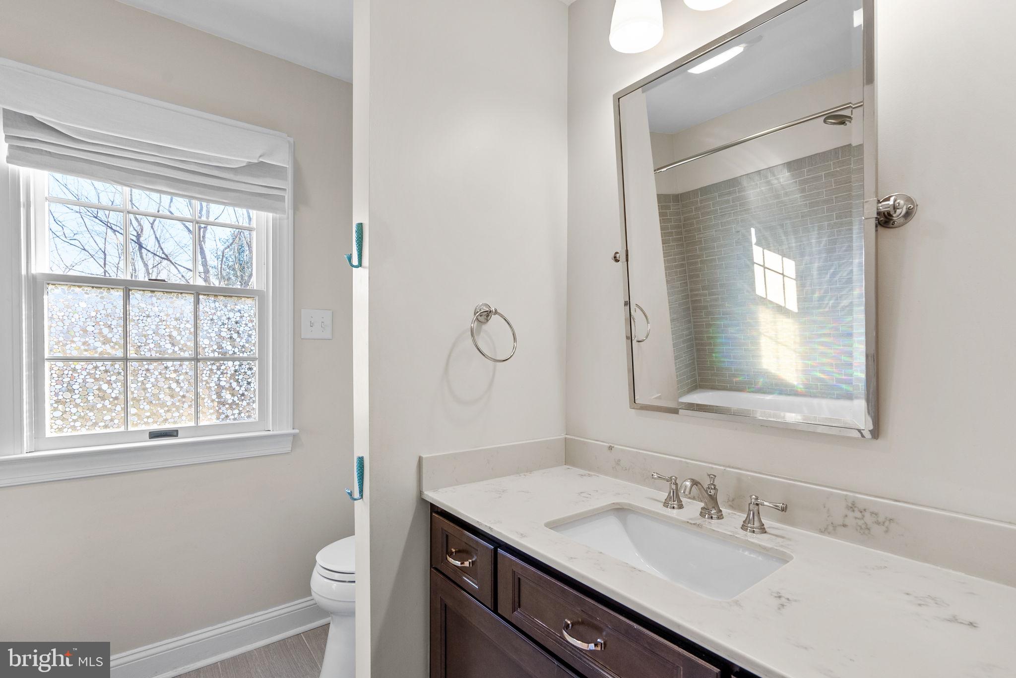 6409 SUMMER SUNRISE DRIVE