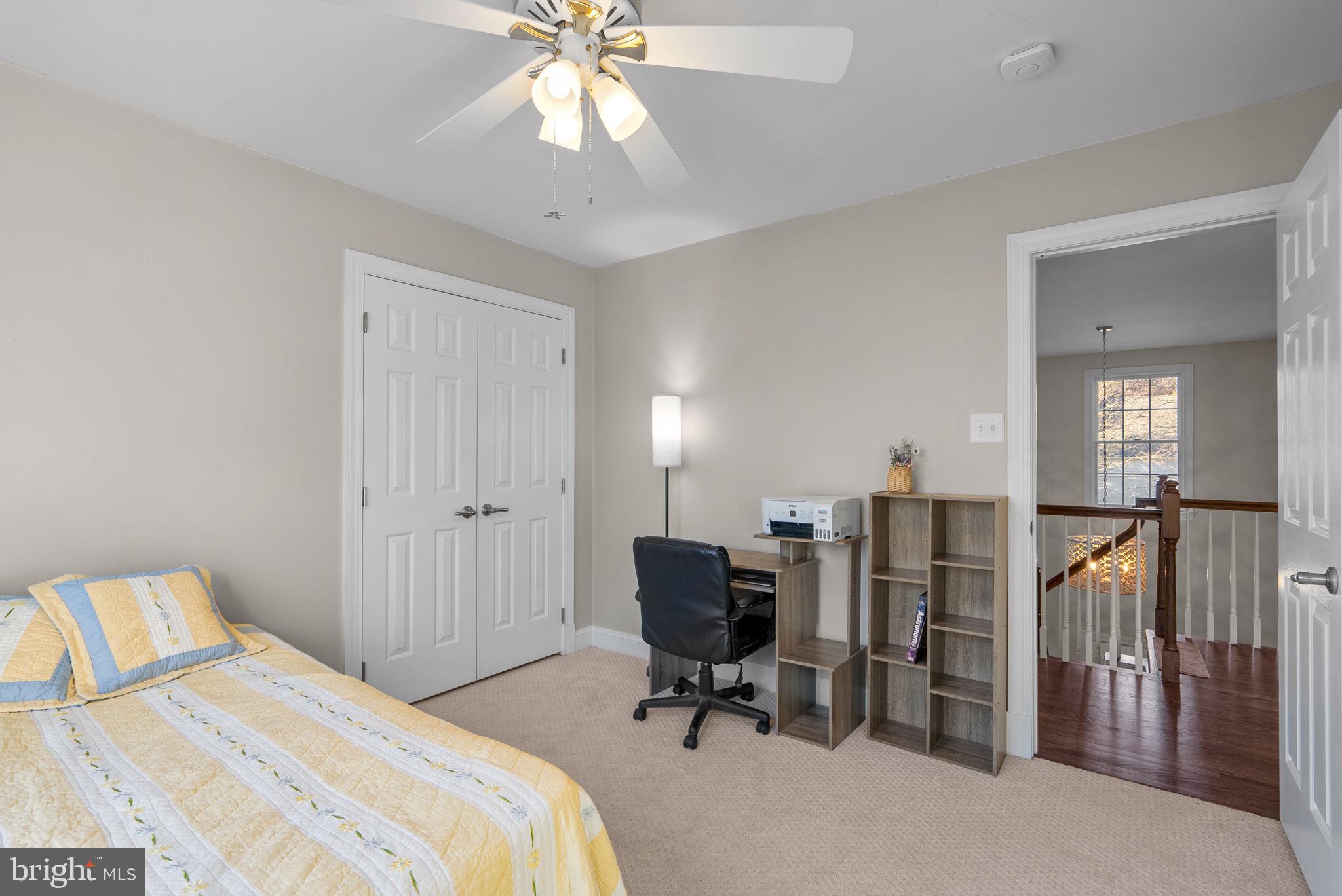 6409 SUMMER SUNRISE DRIVE