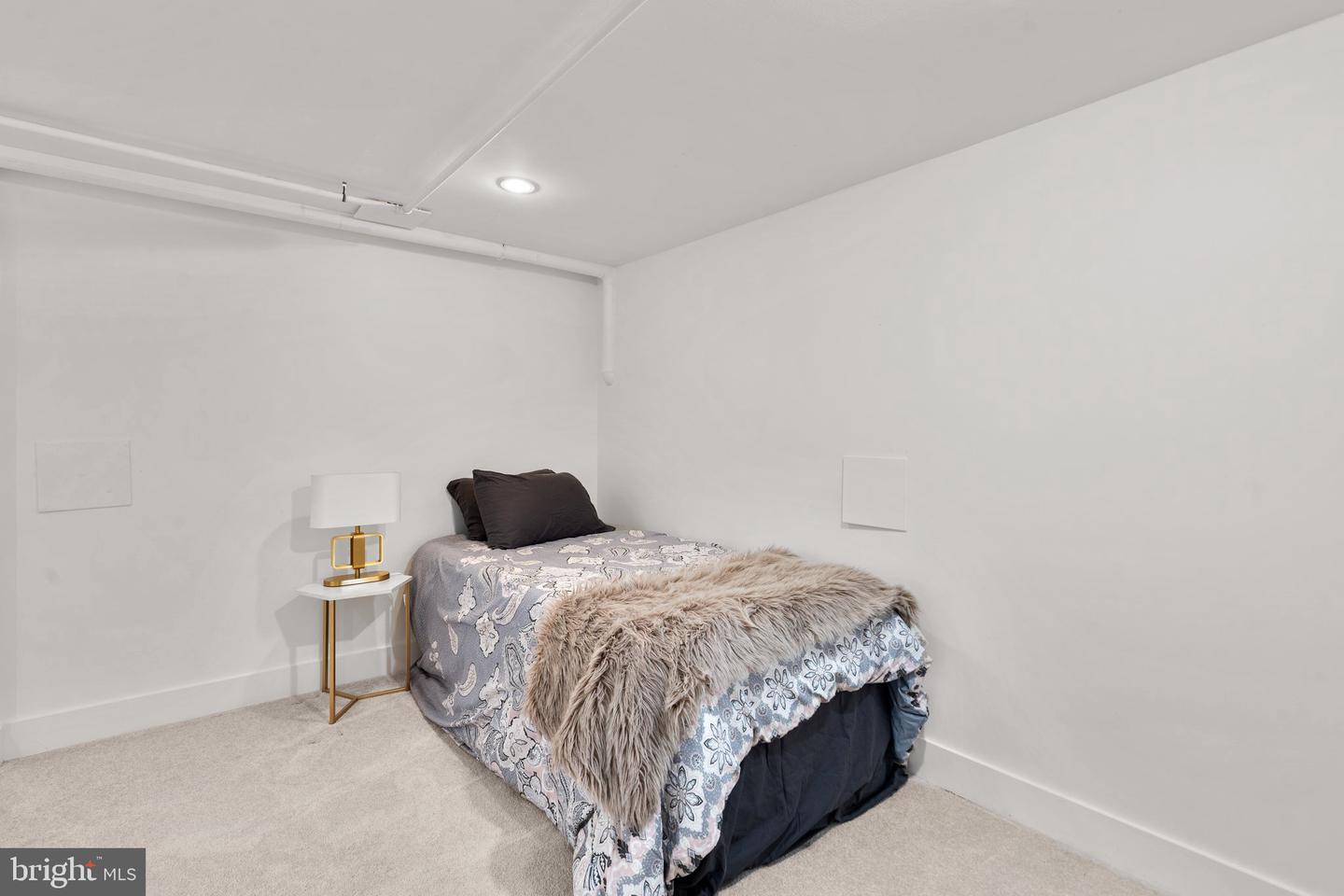 3327 TIDEWATER COURT Unit: C