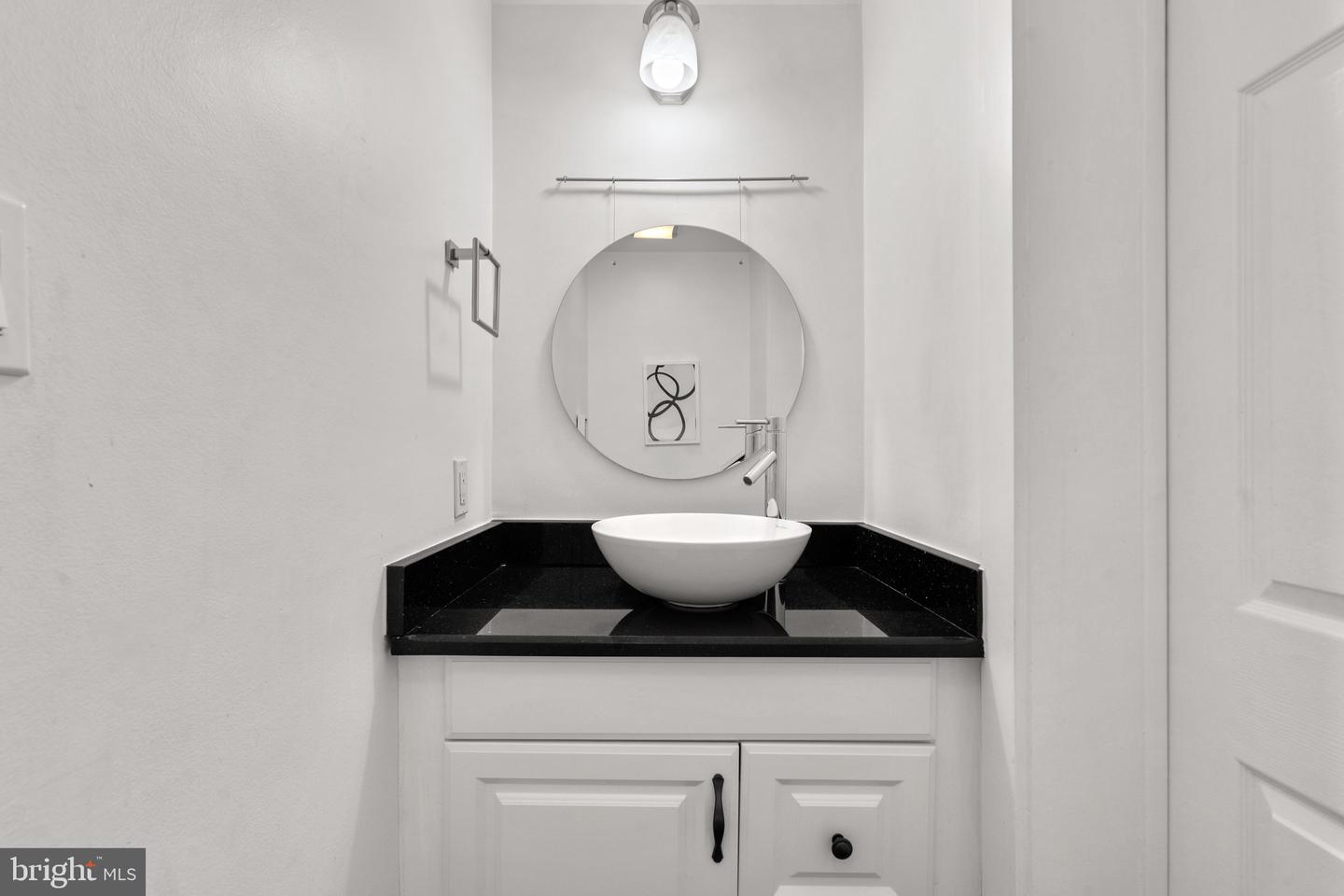 3327 TIDEWATER COURT Unit: C