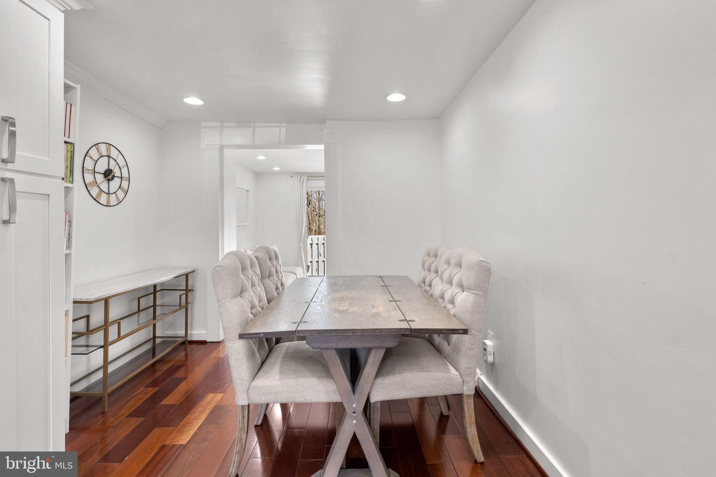 3327 TIDEWATER COURT Unit: C