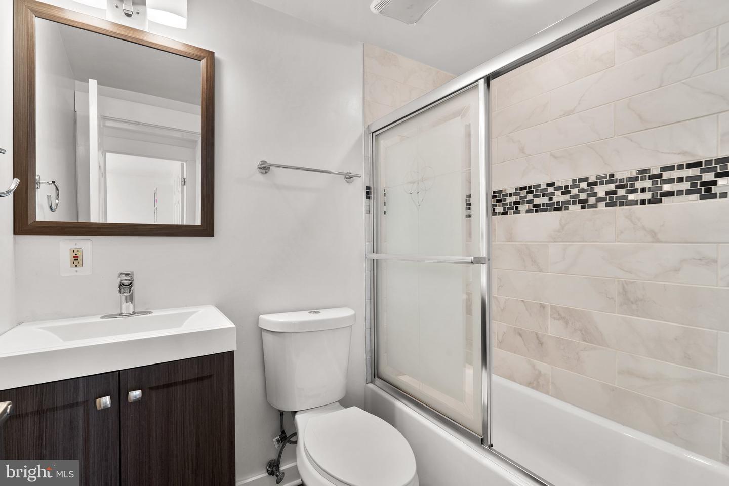 3327 TIDEWATER COURT Unit: C
