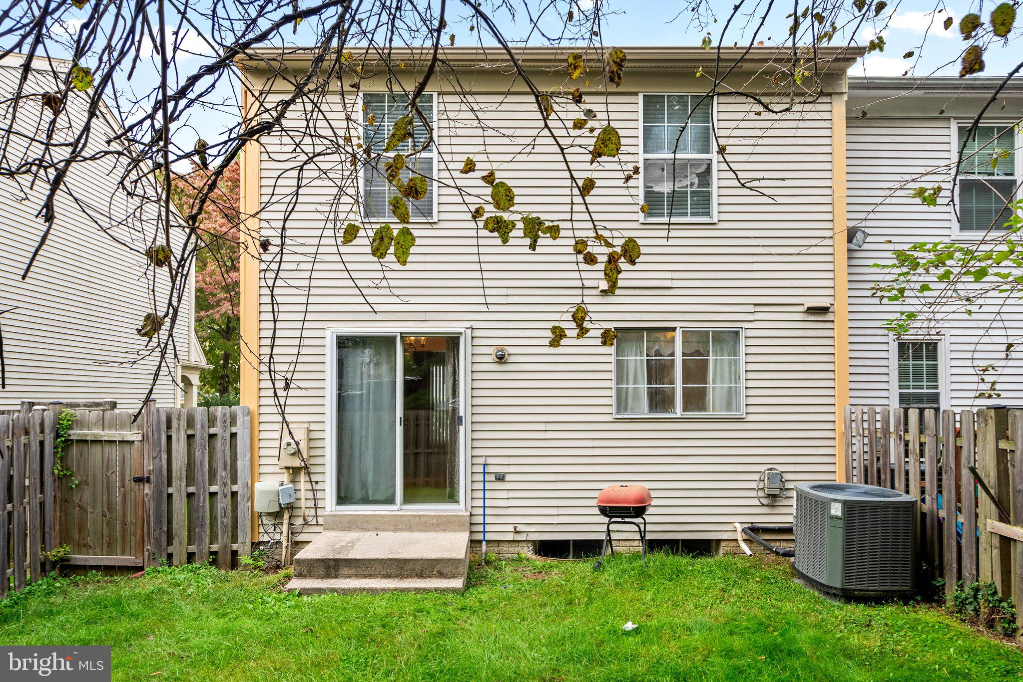 2106 Carriage Square PLACE