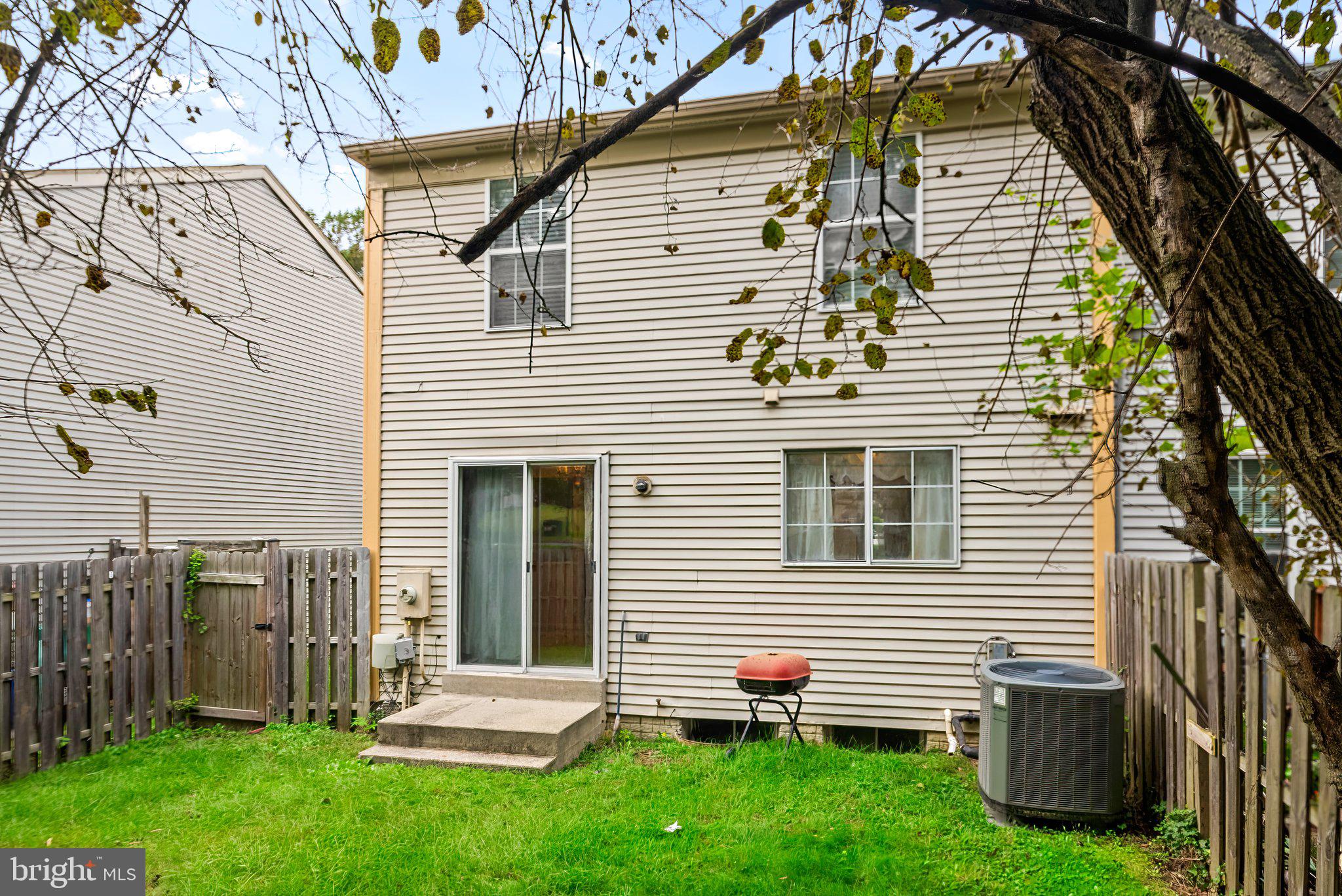 2106 Carriage Square PLACE