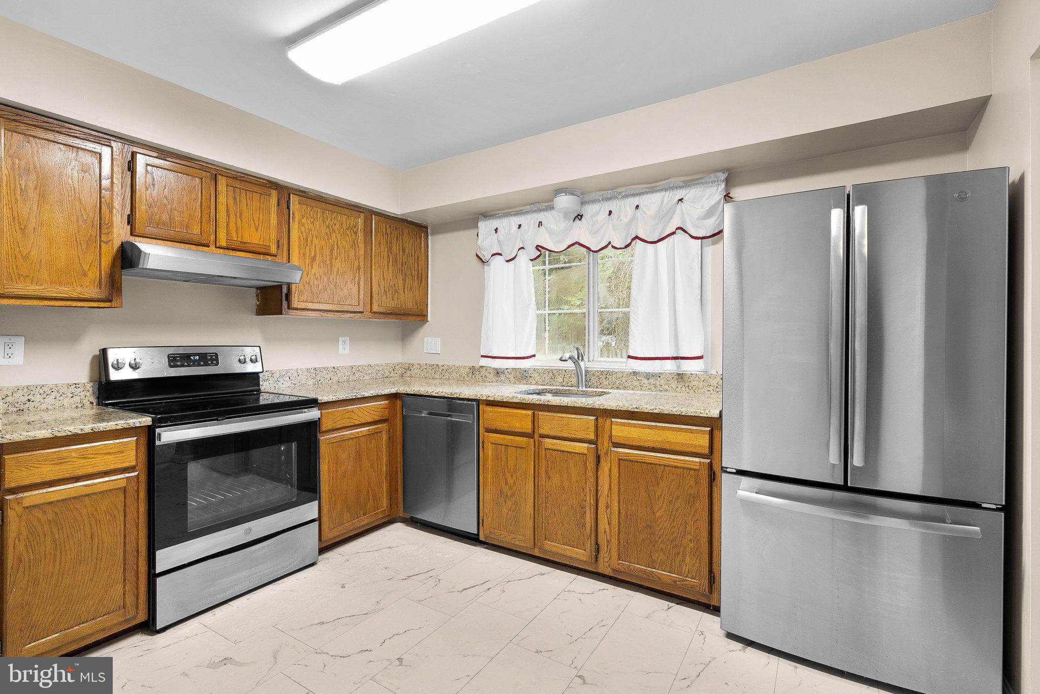 2106 Carriage Square PLACE