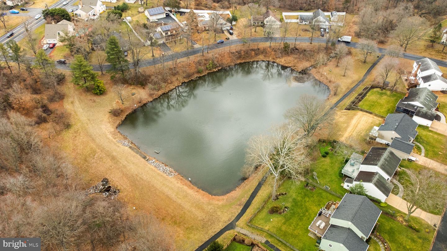 14005 Pond View Rd