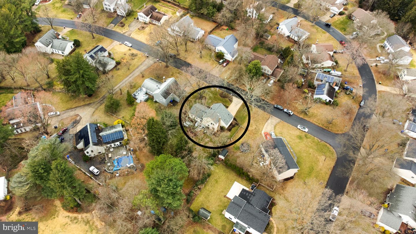 14005 Pond View Rd