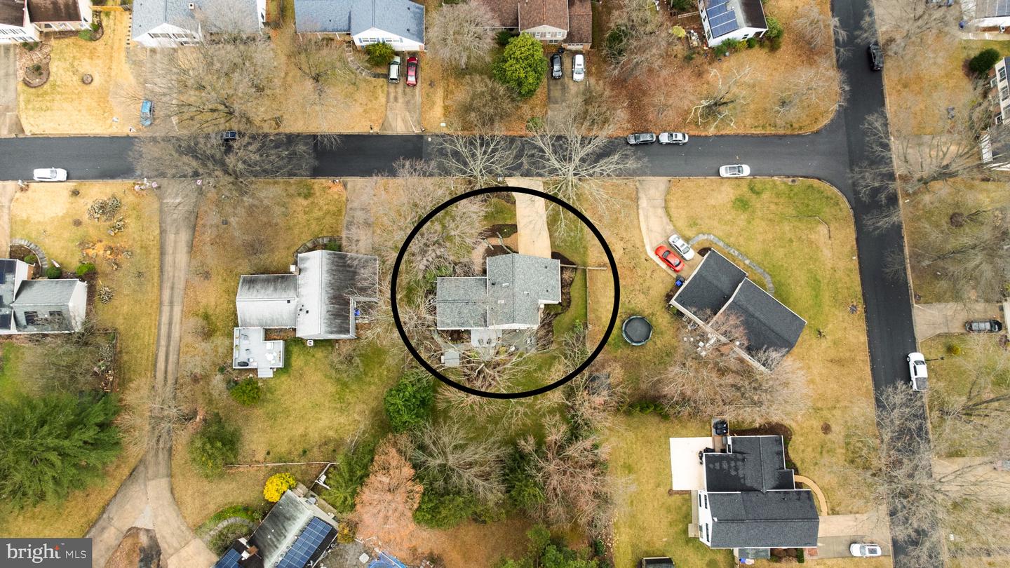 14005 Pond View Rd