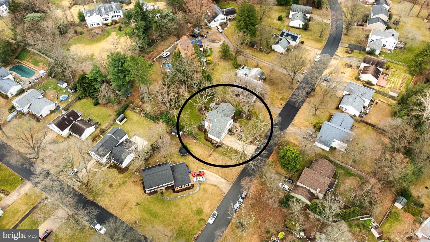 14005 Pond View Rd
