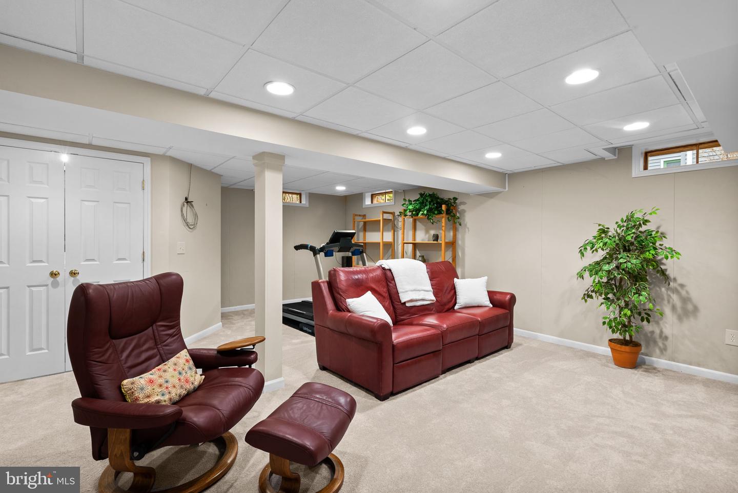 14005 Pond View Rd