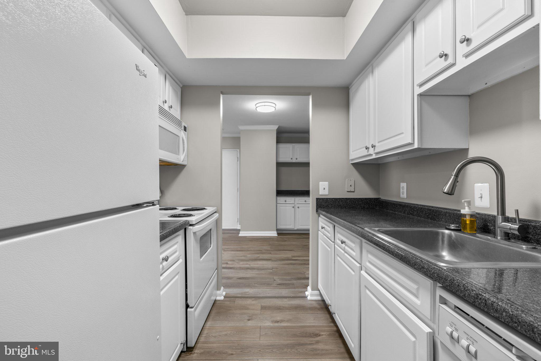 18302 Streamside Dr #104